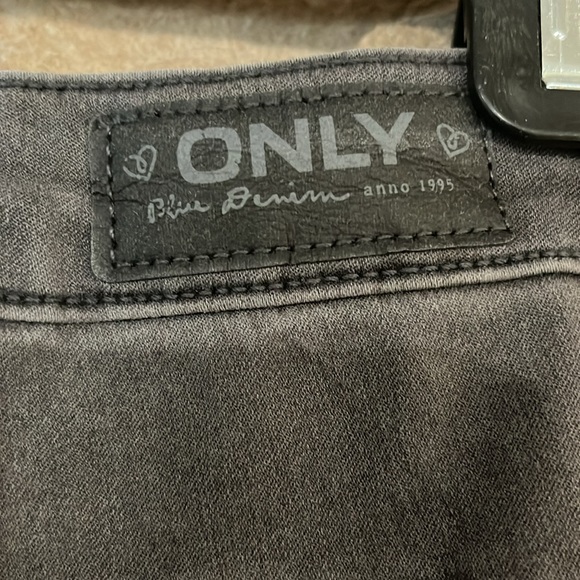 Women’s jeans - Picture 4 of 9